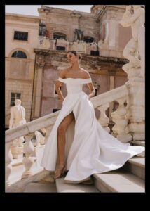 Eternal Glamour: Διαχρονικά νυφικά στη Vogue