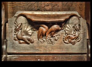 Majestic Misericords: Σκαλιστά καθίσματα σε γοτθικούς πάγκους χορωδίας